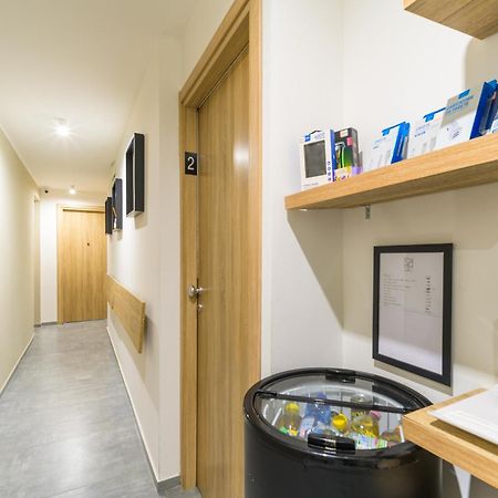 Room 65 Катания Экстерьер фото