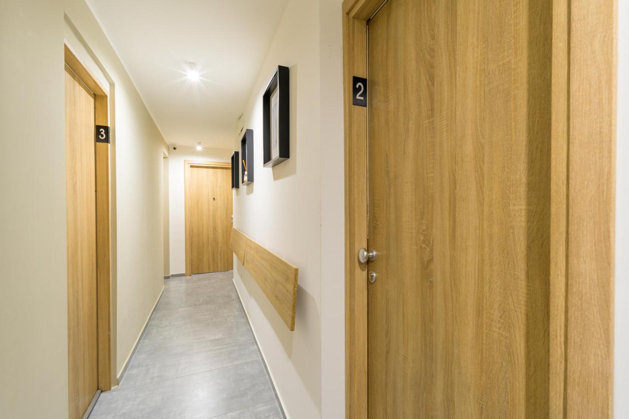 Room 65 Катания Экстерьер фото